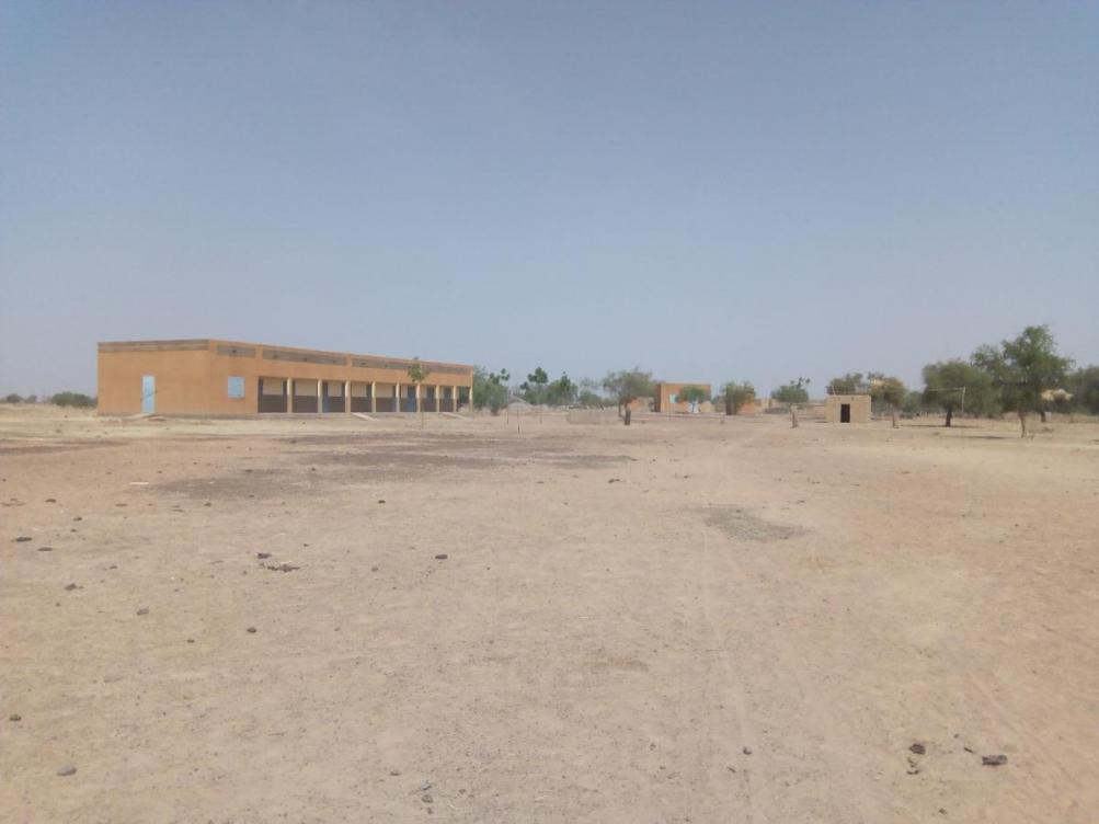 Ecole fermée dans la commune de Pobé-Mengao