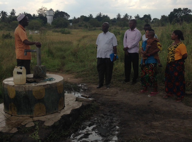 Where did the money go? Non-functioning water point in Tanzania. Photo: Catarina Fonseca/IRC