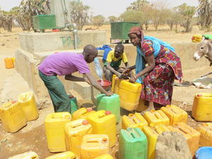 fetching water in the commune of Gorgadji